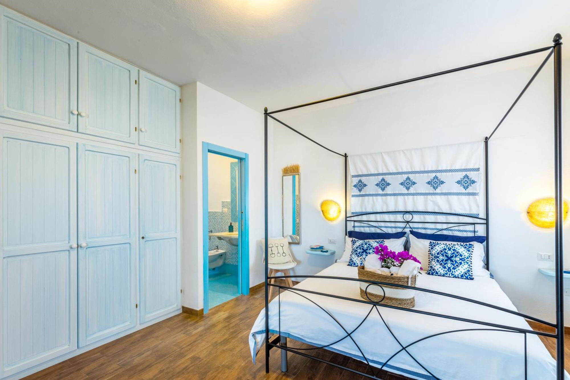Le Maschere B&B Santa Teresa Gallura Exteriör bild