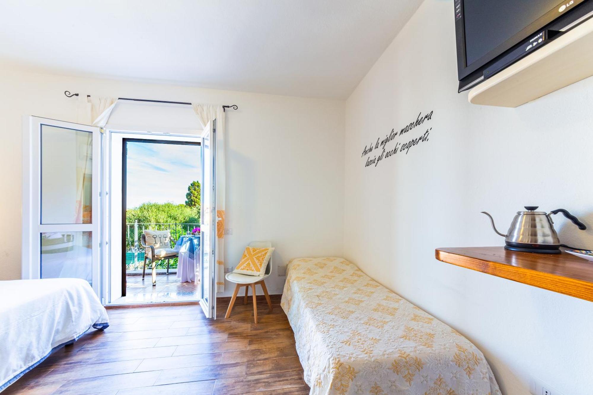 Le Maschere B&B Santa Teresa Gallura Exteriör bild