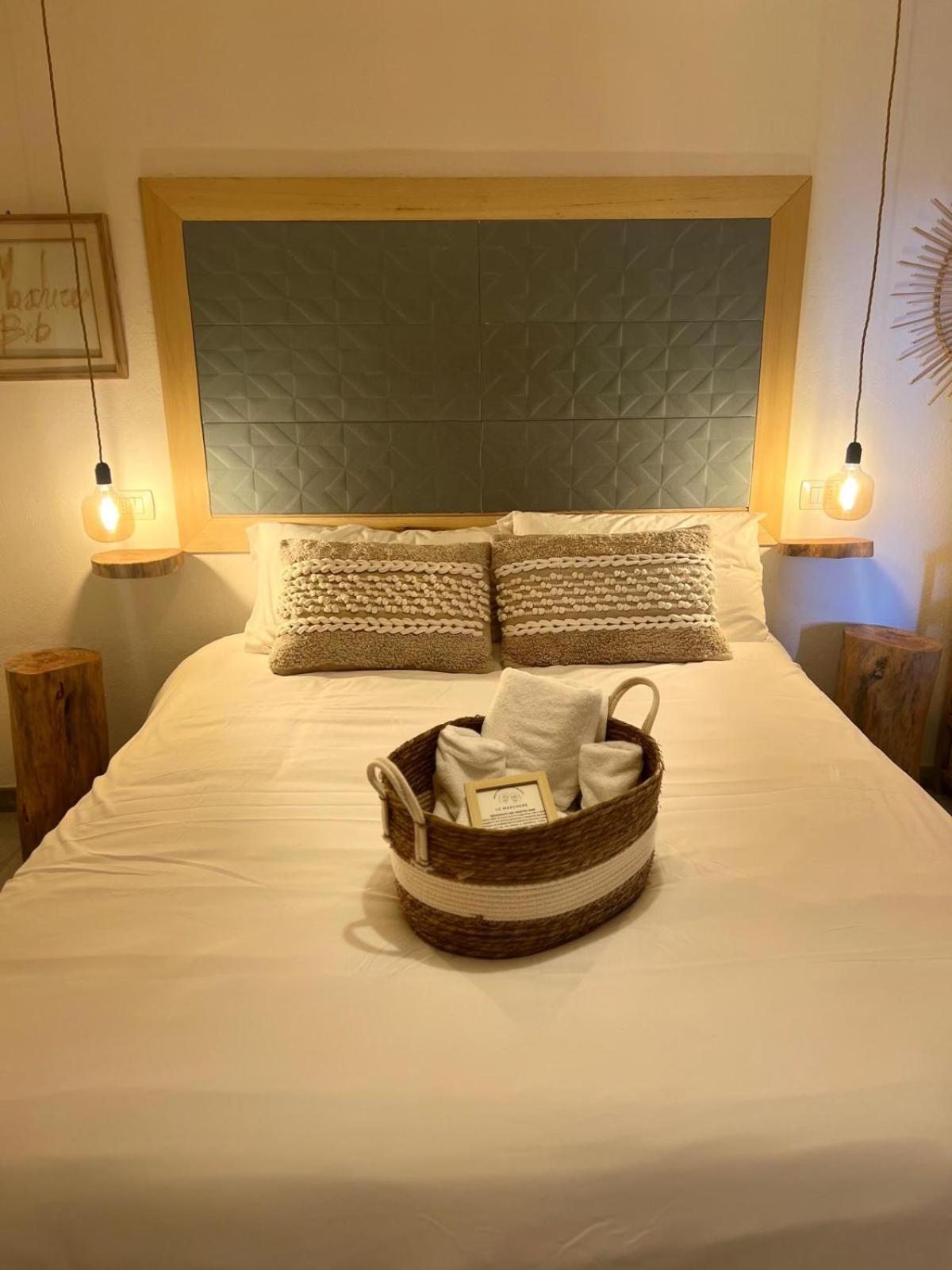 Le Maschere B&B Santa Teresa Gallura Exteriör bild